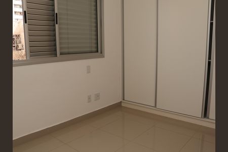 Apartamento para alugar com 74m², 2 quartos e 1 vagaSuíte
