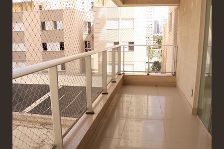 Apartamento para alugar com 74m², 2 quartos e 1 vagaSacada
