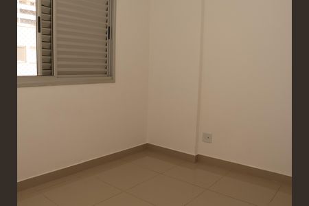 Apartamento para alugar com 74m², 2 quartos e 1 vagaQuarto