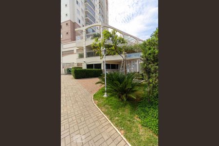 Apartamento à venda com 95m², 3 quartos e 2 vagasFachada e portaria
