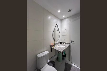 Apartamento à venda com 55m², 2 quartos e 1 vagaBanheiro da Suíte