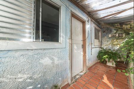 Casa à venda com 140m², 4 quartos e 2 vagasEdicula