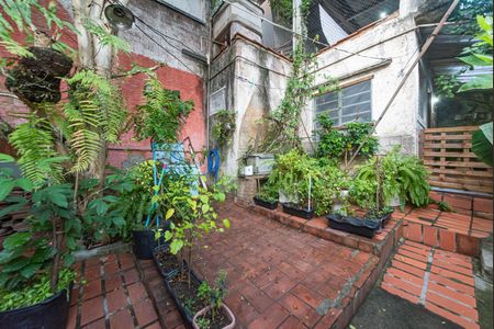 Casa à venda com 140m², 4 quartos e 2 vagasQuintal