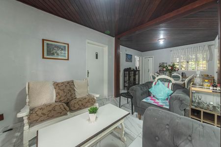 Casa à venda com 140m², 4 quartos e 2 vagasSala