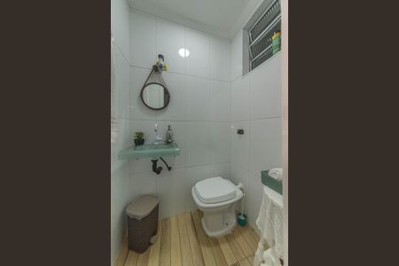 Casa à venda com 140m², 4 quartos e 2 vagasLavabo