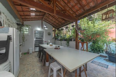 Casa à venda com 140m², 4 quartos e 2 vagasLavanderia - Area Gourmet