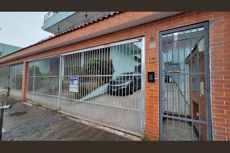 Apartamento à venda com 130m², 3 quartos e 1 vaga Apartamento à venda com 130m², 3 quartos e 1 vagaFachada