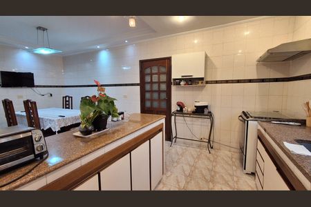 Apartamento à venda com 130m², 3 quartos e 1 vaga Apartamento à venda com 130m², 3 quartos e 1 vagaCozinha