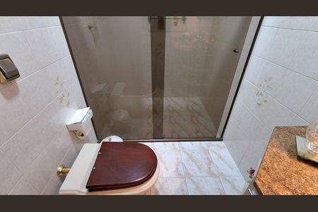 Apartamento à venda com 130m², 3 quartos e 1 vaga Apartamento à venda com 130m², 3 quartos e 1 vagaBanheiro Social