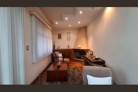 Apartamento à venda com 130m², 3 quartos e 1 vaga Apartamento à venda com 130m², 3 quartos e 1 vagaSala