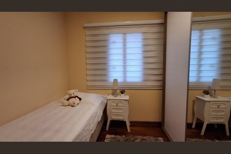 Apartamento à venda com 130m², 3 quartos e 1 vaga Apartamento à venda com 130m², 3 quartos e 1 vagaQuarto 2