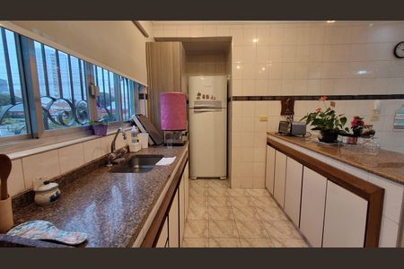 Apartamento à venda com 130m², 3 quartos e 1 vaga Apartamento à venda com 130m², 3 quartos e 1 vagaCozinha