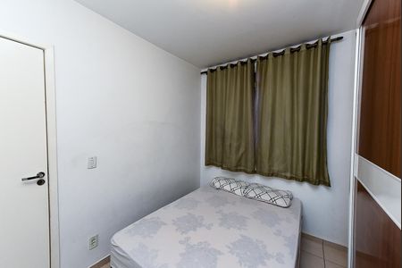 Quarto 2 de apartamento para alugar com 2 quartos, 44m² em Califórnia, Belo Horizonte