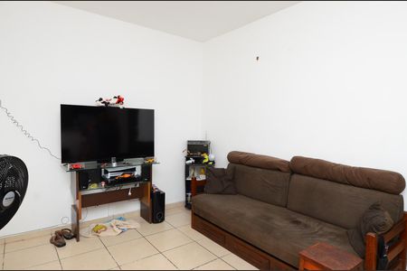 Sala de apartamento para alugar com 2 quartos, 44m² em Califórnia, Belo Horizonte