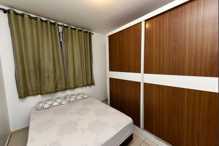 Quarto 2 de apartamento para alugar com 2 quartos, 44m² em Califórnia, Belo Horizonte