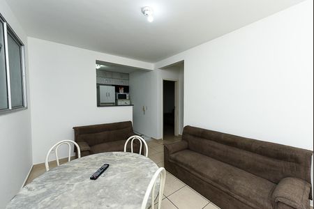 Sala de apartamento para alugar com 2 quartos, 44m² em Califórnia, Belo Horizonte