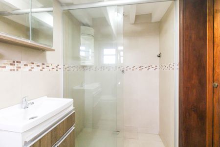 Casa para alugar com 291m², 5 quartos e 4 vagas Casa para alugar com 291m², 5 quartos e 4 vagasBanheiro 3