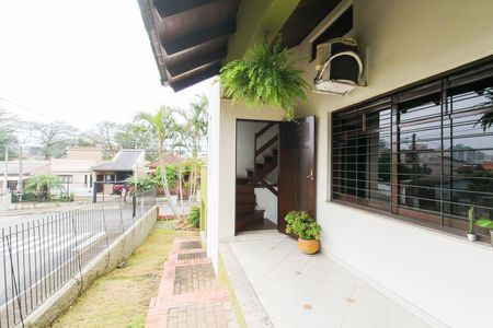 Casa para alugar com 291m², 5 quartos e 4 vagas Casa para alugar com 291m², 5 quartos e 4 vagasÁrea externa