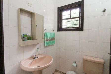 Casa para alugar com 291m², 5 quartos e 4 vagas Casa para alugar com 291m², 5 quartos e 4 vagasBanheiro 2