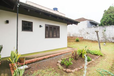 Casa para alugar com 291m², 5 quartos e 4 vagas Casa para alugar com 291m², 5 quartos e 4 vagasÁrea externa