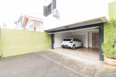 Casa para alugar com 291m², 5 quartos e 4 vagas Casa para alugar com 291m², 5 quartos e 4 vagasGaragem