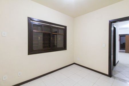 Casa para alugar com 291m², 5 quartos e 4 vagas Casa para alugar com 291m², 5 quartos e 4 vagasQuarto 4