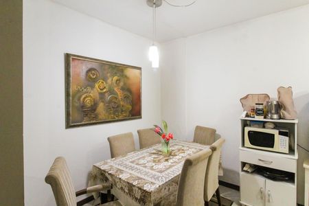 Casa para alugar com 291m², 5 quartos e 4 vagas Casa para alugar com 291m², 5 quartos e 4 vagasSala 1