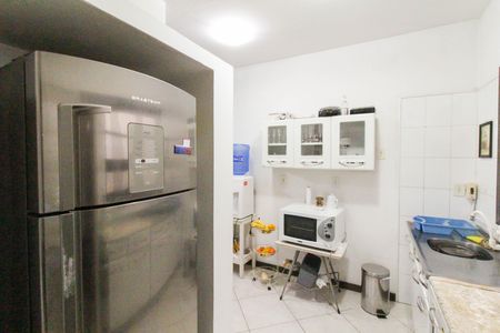 Casa para alugar com 291m², 5 quartos e 4 vagas Casa para alugar com 291m², 5 quartos e 4 vagasCozinha 1