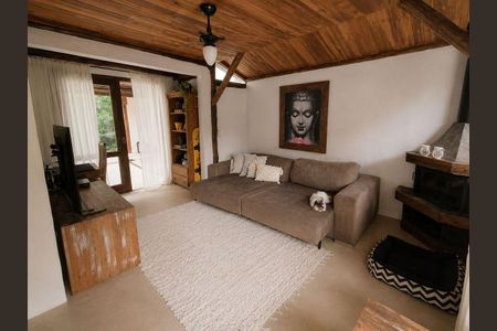 Sala de casa para alugar com 3 quartos, 215m² em Lagoa da Conceição, Florianópolis