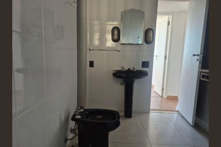 Apartamento para alugar com 109m², 3 quartos e 1 vaga
