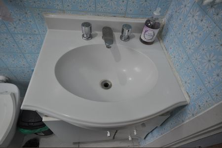 Casa à venda com 140m², 2 quartos e 2 vagasBanheiro