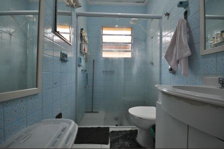 Casa à venda com 140m², 2 quartos e 2 vagasBanheiro