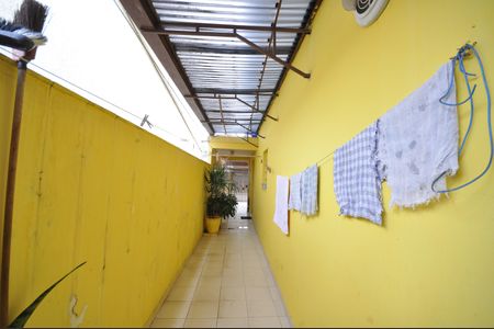 Casa à venda com 140m², 2 quartos e 2 vagasQuintal