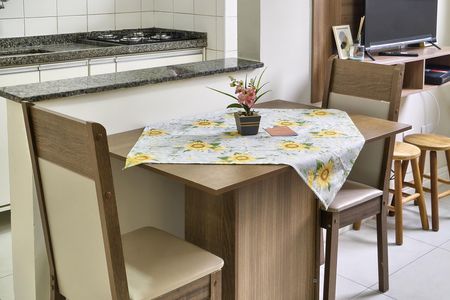 Sala de apartamento para alugar com 1 quarto, 40m² em Aviação, Praia Grande