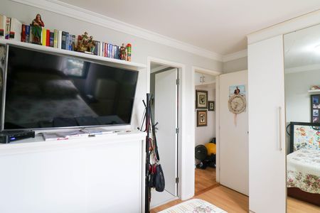 Apartamento à venda com 77m², 2 quartos e 2 vagas Apartamento à venda com 77m², 2 quartos e 2 vagasQuarto 2 Suíte