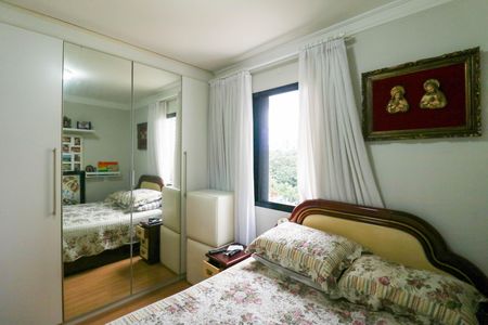 Apartamento à venda com 77m², 2 quartos e 2 vagas Apartamento à venda com 77m², 2 quartos e 2 vagasQuarto 2 Suíte
