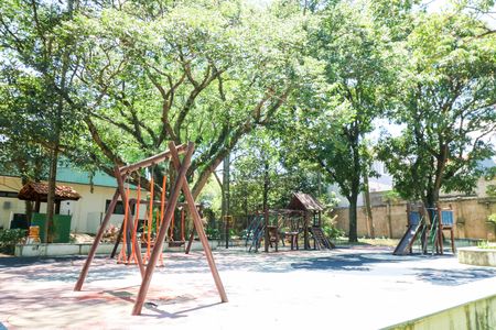 Apartamento à venda com 77m², 2 quartos e 2 vagas