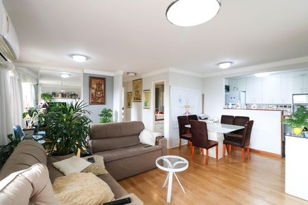Apartamento à venda com 77m², 2 quartos e 2 vagas Apartamento à venda com 77m², 2 quartos e 2 vagasSala / Cozinha