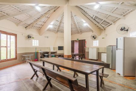 Apartamento à venda com 72m², 2 quartos e 1 vaga Apartamento à venda com 72m², 2 quartos e 1 vagaÁrea comum - Churrasqueira