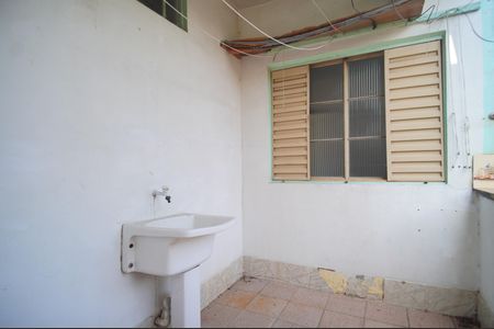 Apartamento para alugar com 75m², 2 quartos e 1 vagaÁrea de Serviço