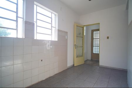 Apartamento para alugar com 75m², 2 quartos e 1 vagaCozinha