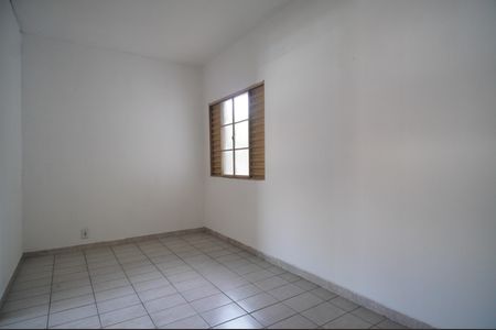 Apartamento para alugar com 75m², 2 quartos e 1 vagaSala