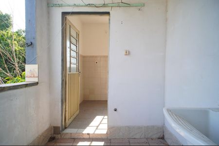 Apartamento para alugar com 75m², 2 quartos e 1 vagaÁrea de Serviço