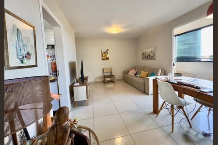 Apartamento à venda com 3 quartos, 85m² em Itamarati, Belo Horizonte