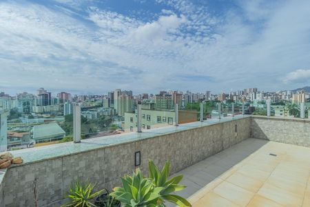 Apartamento à venda com 190m², 3 quartos e 2 vagas
