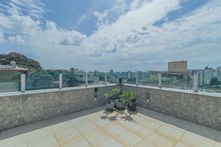 Apartamento à venda com 3 quartos, 190m² em Ipiranga, Belo Horizonte