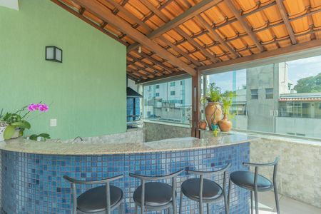 Apartamento à venda com 190m², 3 quartos e 2 vagas