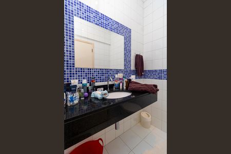 Casa de condomínio à venda com 288m², 4 quartos e 3 vagasBanheiro da Suíte 3