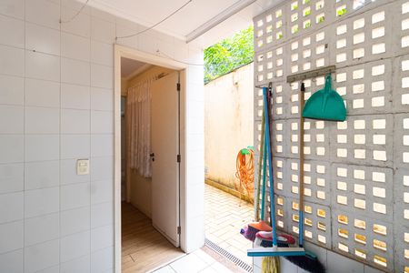 Casa de condomínio à venda com 288m², 4 quartos e 3 vagasÁrea de Serviço