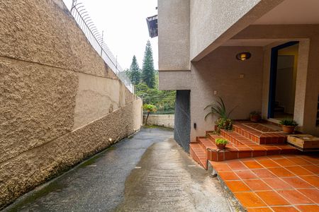 Casa de condomínio à venda com 288m², 4 quartos e 3 vagasGaragem
